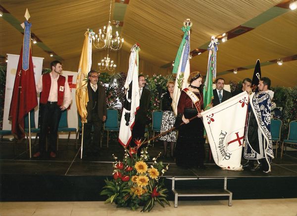 colocacion-corbata-bandera.jpg